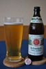 Schneiders-Helles-Landbier-eingeschenkt